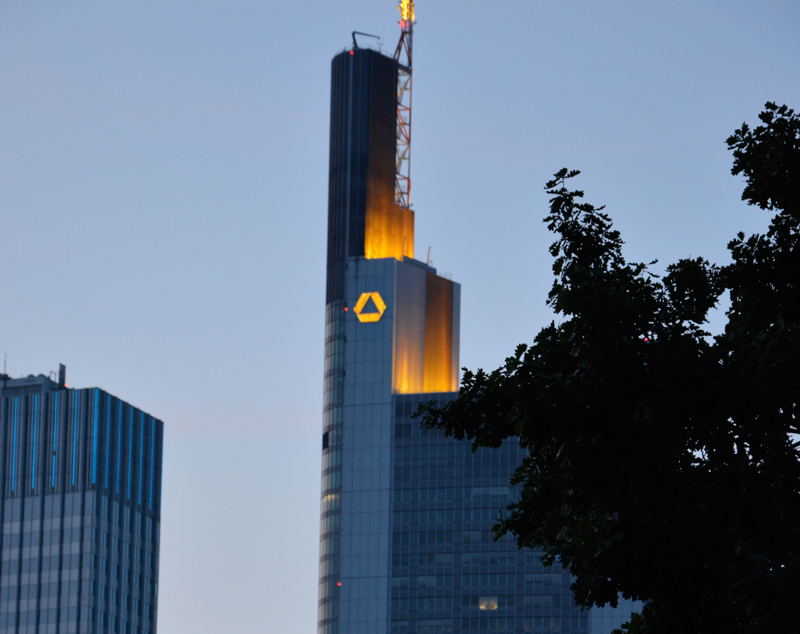 Commerzbank - Die Bank an Ihrer Seite